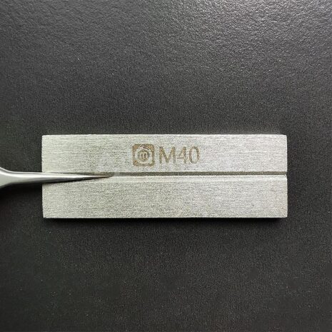 M40